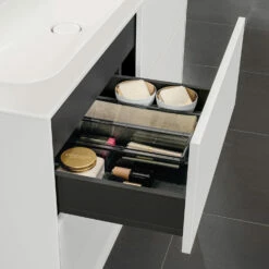 Villeroy & Boch Finion Waschtisch-Kombination 120 Cm Mit 4 Auszügen Und Spiegel Finion 11 Villeroy & Boch Finion Waschtisch-Kombination 120 Cm Mit 4 Auszügen Und Spiegel Finion -Badezimmer Verkaufs-Shop villeroy boch alle kollektionen finion waschtischkombinationen 3805346