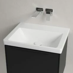 Villeroy & Boch Subway 3.0 Badmöbel-Set 55 Cm Mit Beleuchtung, Griff Volcano Black, 1 Auszug